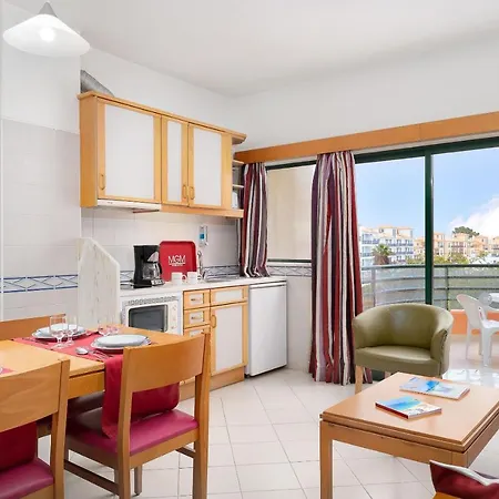 Hotel apartamentowy Grand Muthu Da Oura Albufeira
