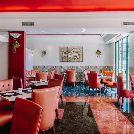 Aparthotel Grand Muthu Da Oura 5*