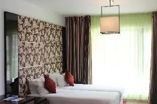 Grand Muthu Da Oura