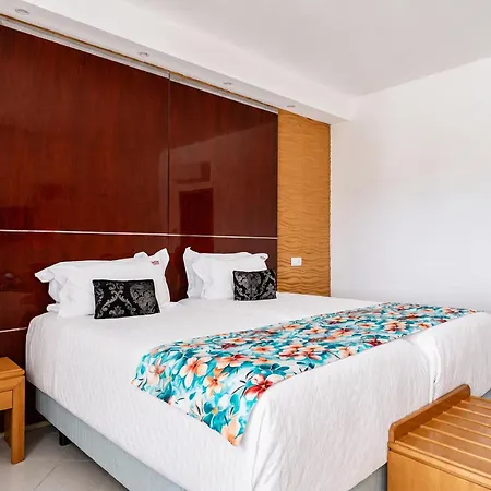 Hotel apartamentowy Grand Muthu Da Oura Albufeira