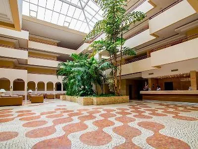 Grand Muthu Da Oura Lejlighedshotel 5*