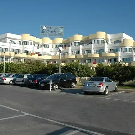 Grand Muthu Da Oura